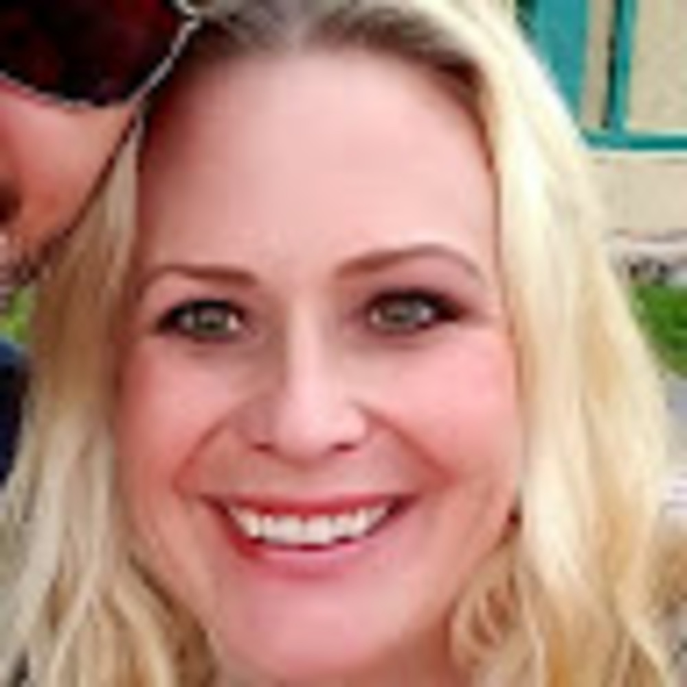 Meet your Posher, Courtney